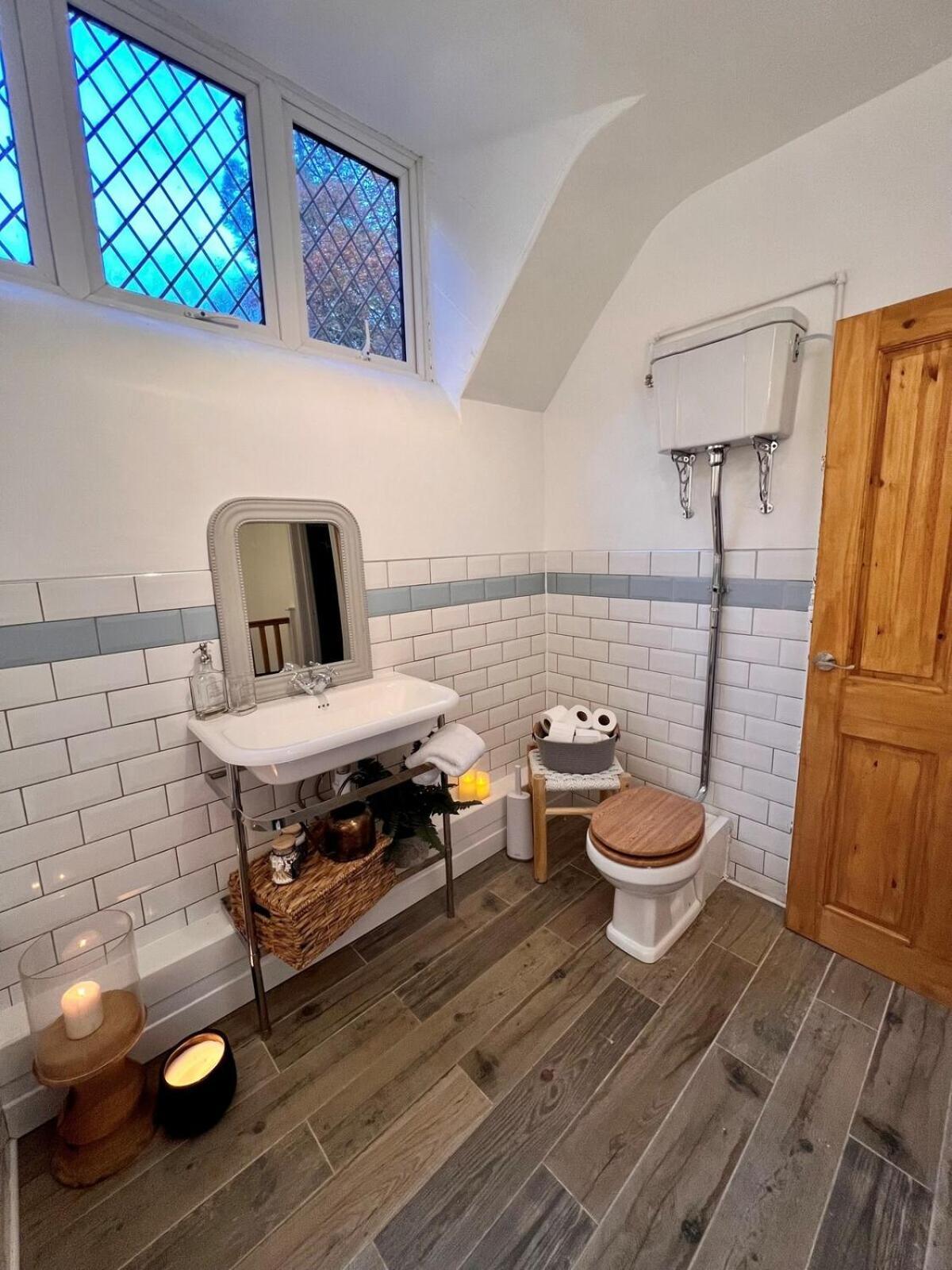 6 - Central Location - Entire House - Free Parking マーサー・ティドビル エクステリア 写真